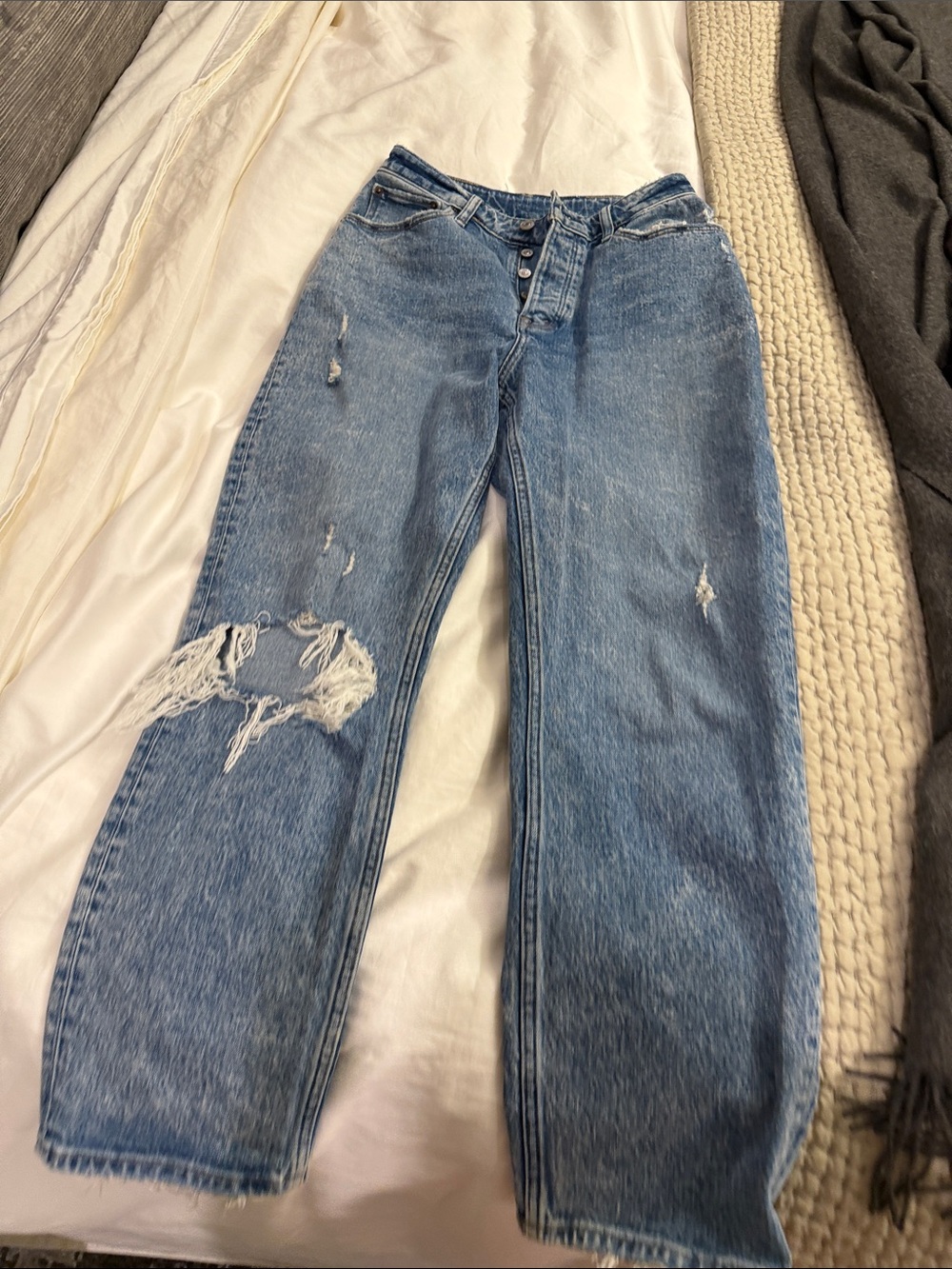 Women’s Distressed Blue Wide-Leg Jeans